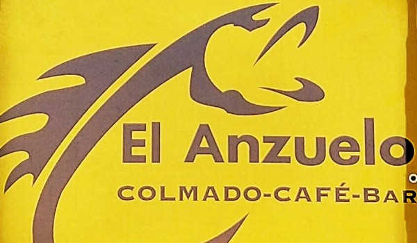 El Anzuelo Colmado Café Bar